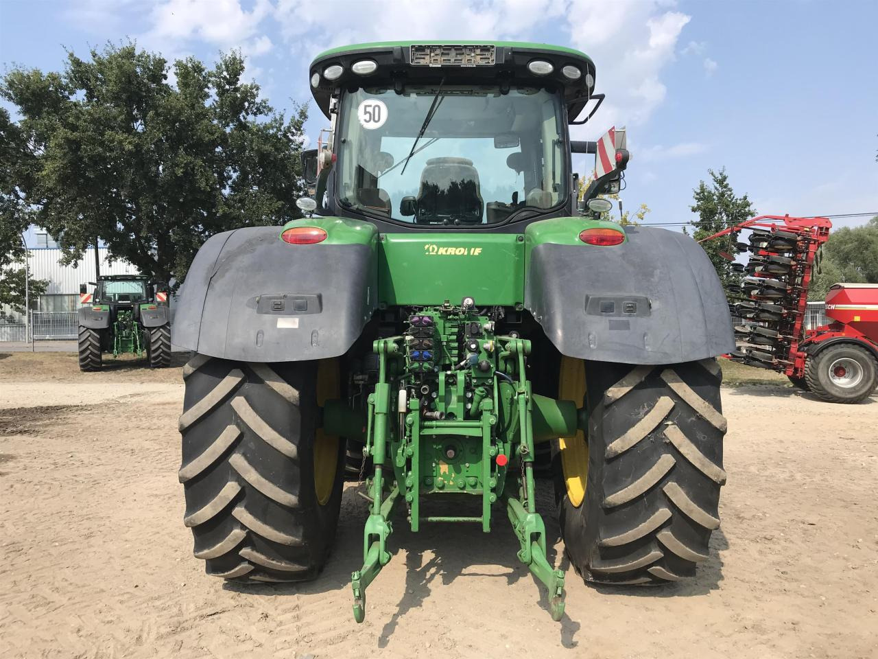 John Deere 7310R - Farm tractor: picture 5 John Deere 7310R - Farm tractor: picture 5
