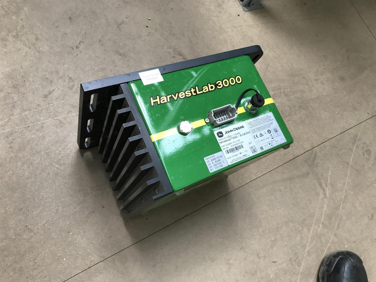 John Deere HarvestLab 3000 - Navigation system for Agricultural machinery: picture 2 John Deere HarvestLab 3000 - Navigation system for Agricultural machinery: picture 2