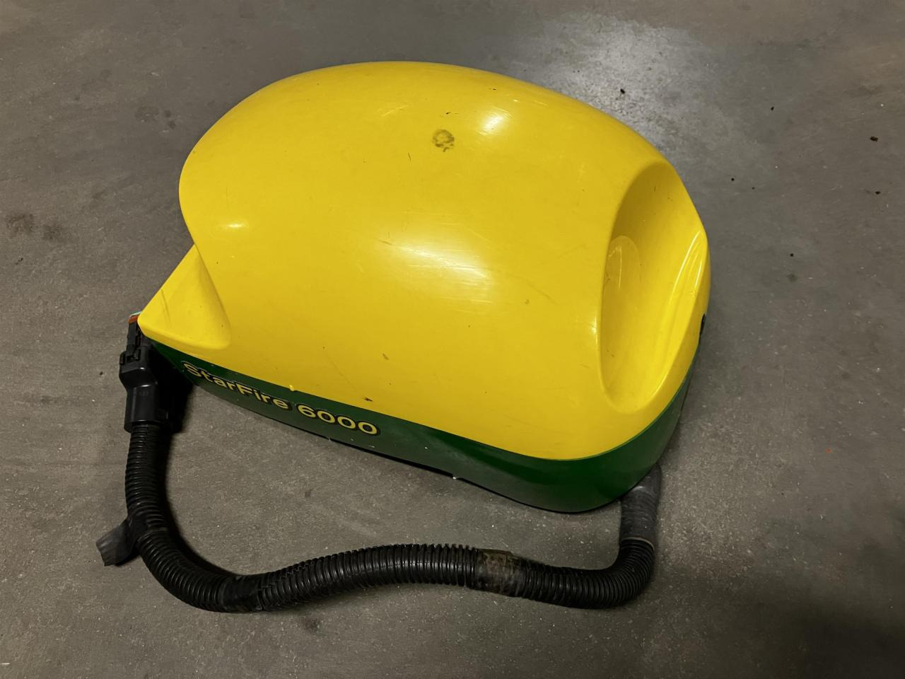 John Deere SF6000 - Navigation system for Agricultural machinery: picture 1 John Deere SF6000 - Navigation system for Agricultural machinery: picture 1
