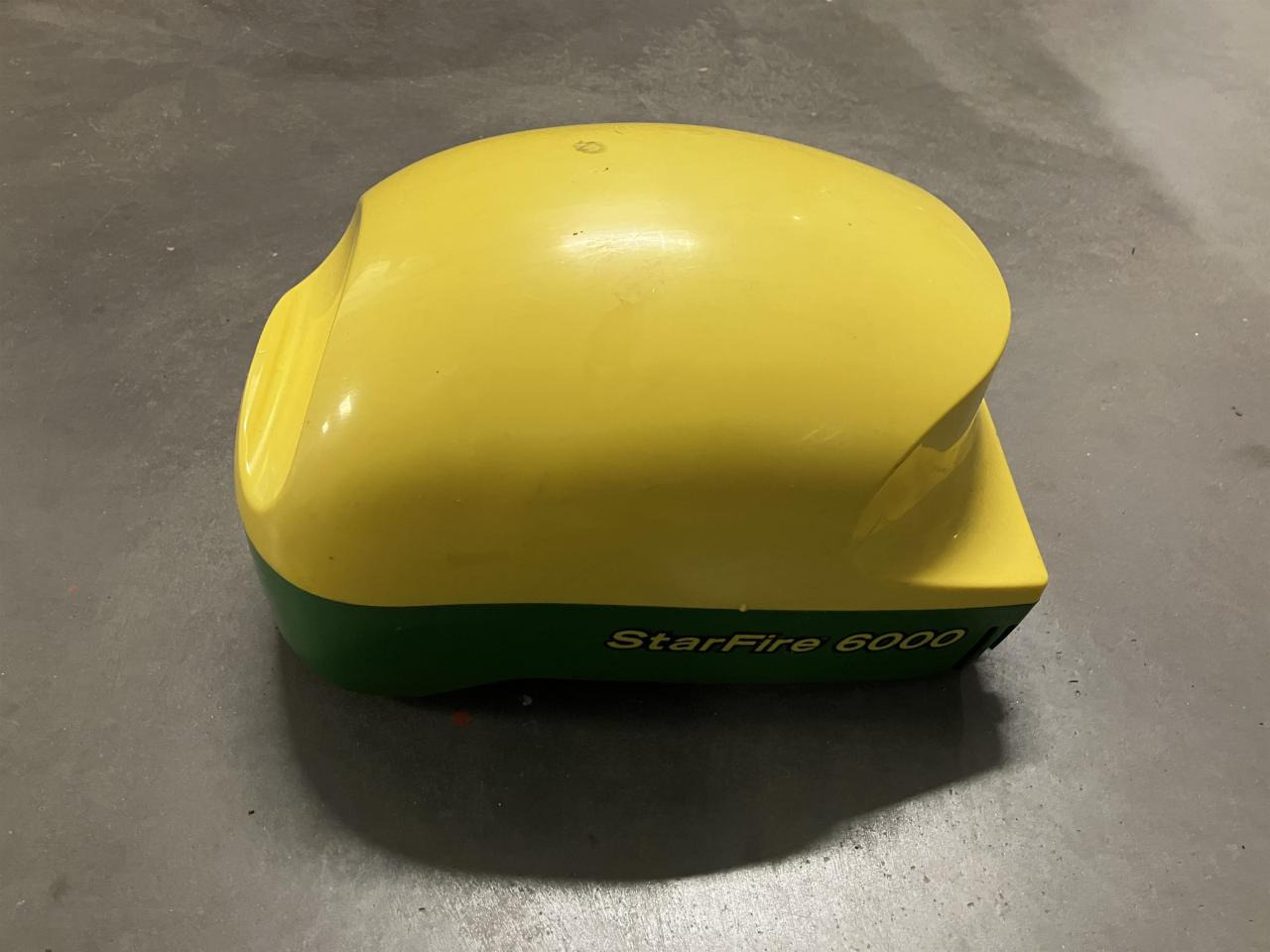John Deere SF6000 - Navigation system for Agricultural machinery: picture 2 John Deere SF6000 - Navigation system for Agricultural machinery: picture 2