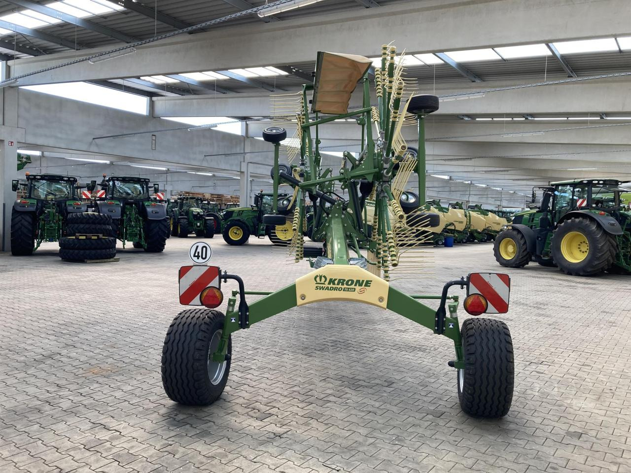 Krone Swadro TS 620 Twin - Tedder/ Rake: picture 4 Krone Swadro TS 620 Twin - Tedder/ Rake: picture 4