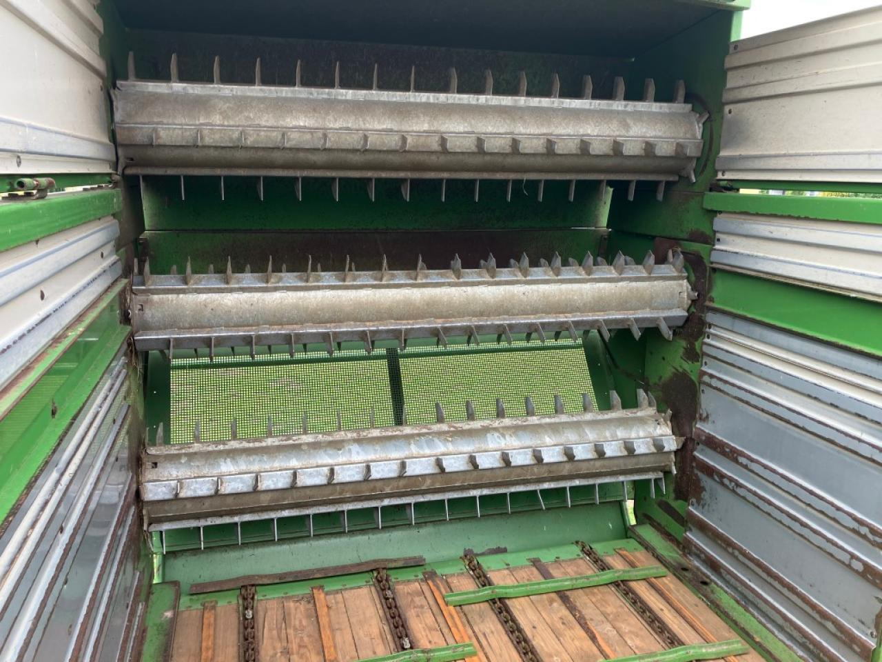 Self-loading wagon Krone XXL: picture 17