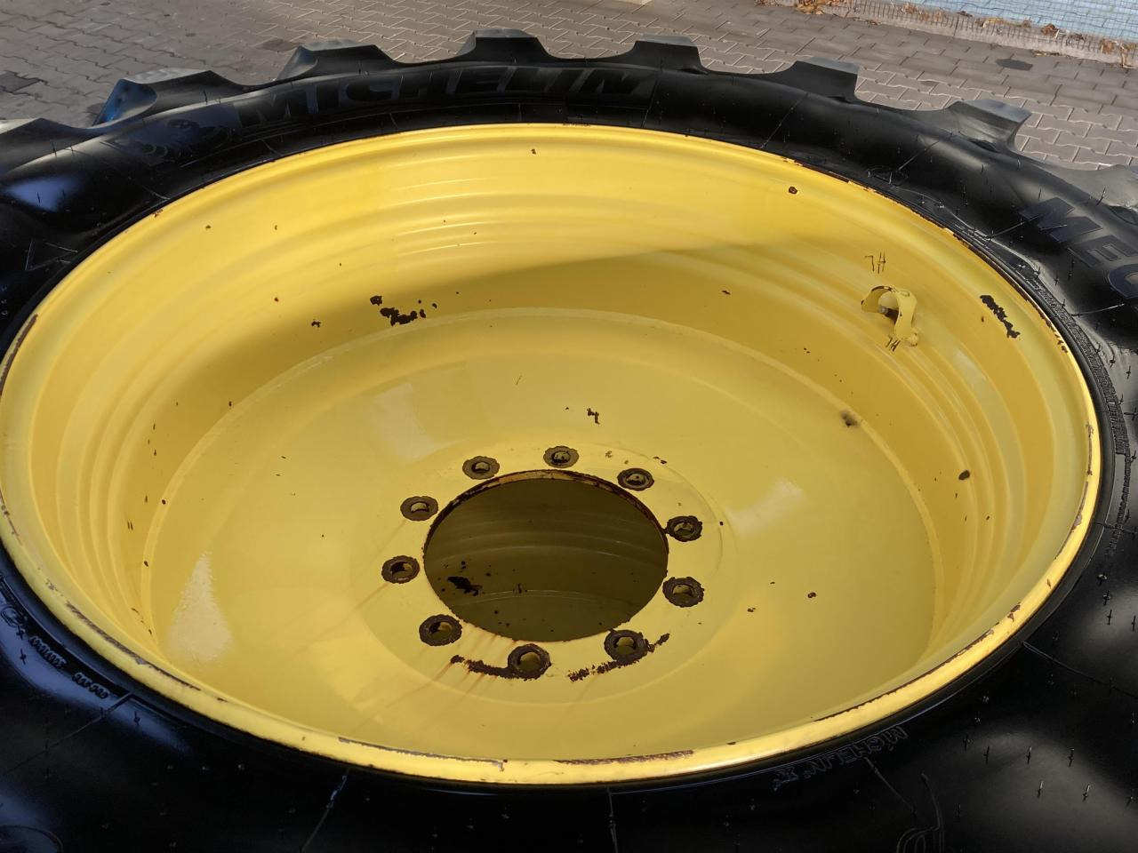 Michelin 620/70R38 - Tire for Agricultural machinery: picture 3 Michelin 620/70R38 - Tire for Agricultural machinery: picture 3