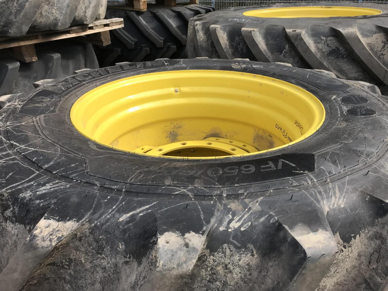 Michelin 650/60R34 - Tire for Agricultural machinery: picture 4 Michelin 650/60R34 - Tire for Agricultural machinery: picture 4