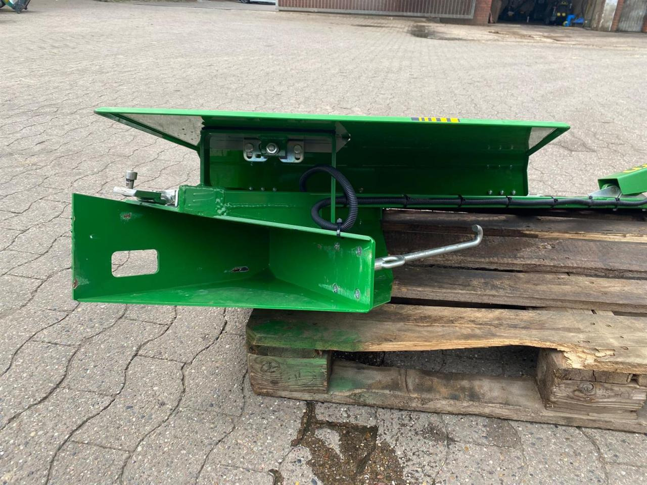 Forage harvester attachment Zürn Rapstrenner links und rechts: picture 6
