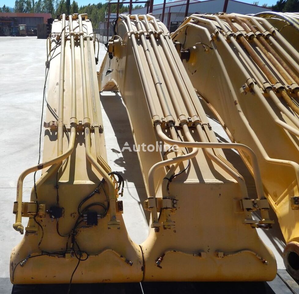 Komatsu PLUMA PC340-6 Komatsu PC340-6 - Boom for Excavator: picture 3 Komatsu PLUMA PC340-6 Komatsu PC340-6 - Boom for Excavator: picture 3