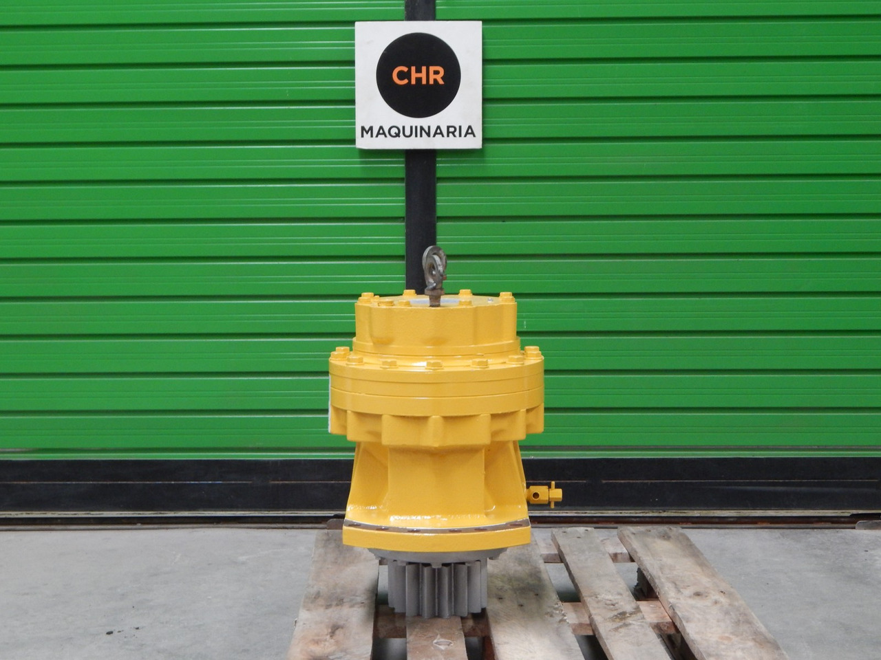 Swing Motor KOMATSU PC240-6 20Y-26-K1100 - Swing motor for Construction machinery: picture 3 Swing Motor KOMATSU PC240-6 20Y-26-K1100 - Swing motor for Construction machinery: picture 3