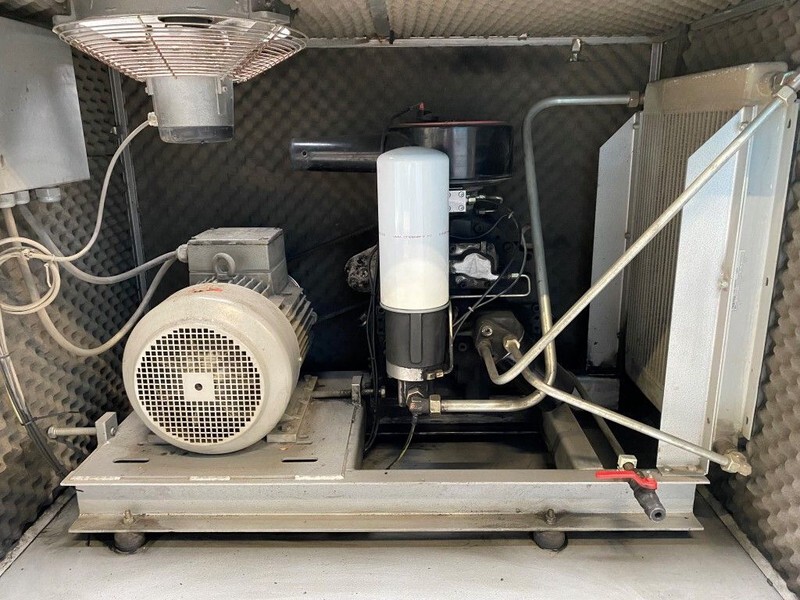 Creemers RCN 18.5-100 18.5 kW 2590 L / min 10 Bar Silent Elektrische Schroefcompressor - Air compressor: picture 4 Creemers RCN 18.5-100 18.5 kW 2590 L / min 10 Bar Silent Elektrische Schroefcompressor - Air compressor: picture 4