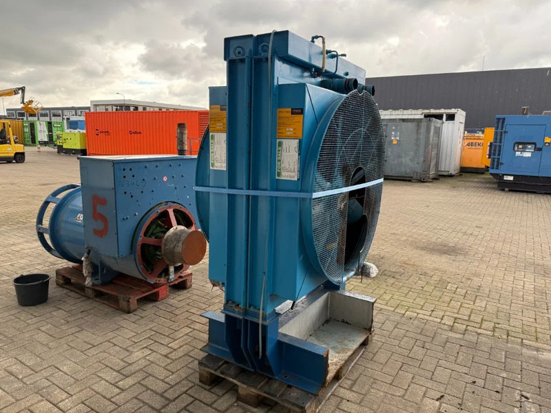 Cummins KTTA 19 G Radiateur Koeler Radiator 700 PK - Engine for Material handling equipment: picture 3 Cummins KTTA 19 G Radiateur Koeler Radiator 700 PK - Engine for Material handling equipment: picture 3