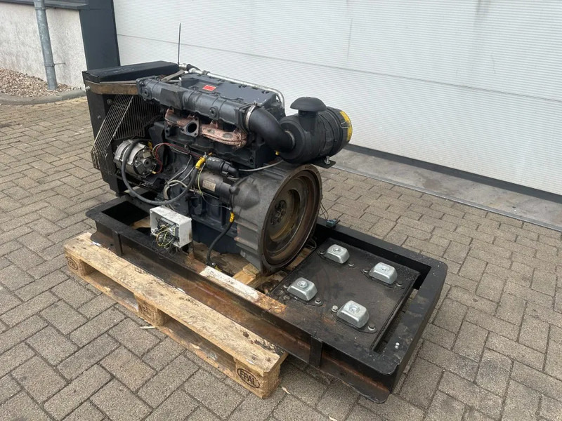 Engine for Material handling equipment Deutz F4M 2011 Diesel motor 30 kW 39 PK bij 1500 rpm as New !: picture 10