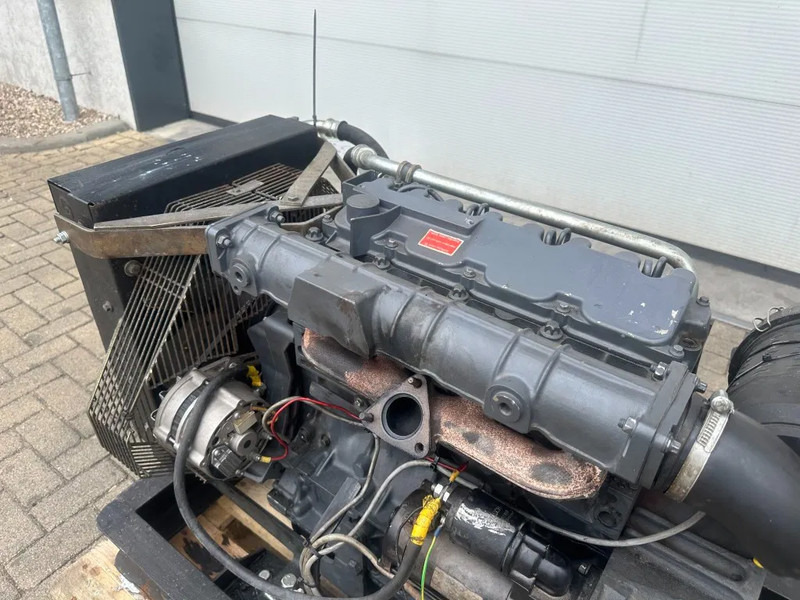 Engine for Material handling equipment Deutz F4M 2011 Diesel motor 30 kW 39 PK bij 1500 rpm as New !: picture 9