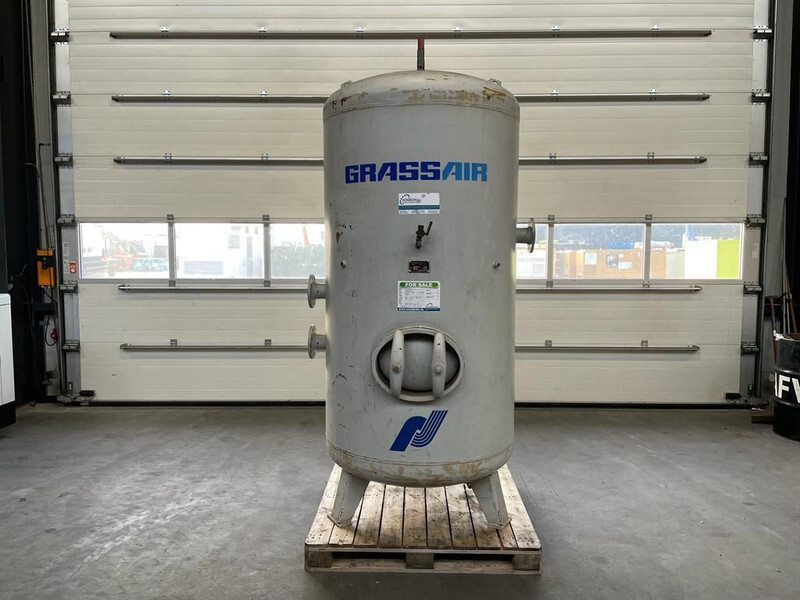 Grassair 2.000 Liter Verticale Luchtketel 10 Bar - Air compressor: picture 1 Grassair 2.000 Liter Verticale Luchtketel 10 Bar - Air compressor: picture 1
