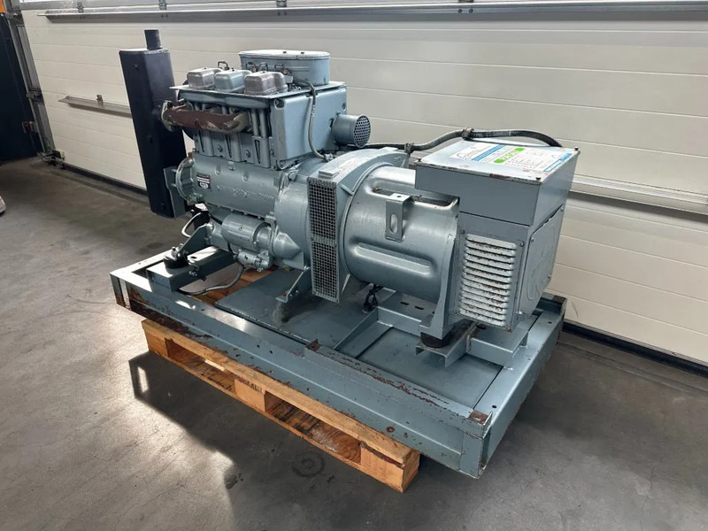 Hatz 3M40L Mecc Alte Spa 40 kVA generatorset ex Emergency ! 22 hours ! - Generator set: picture 4 Hatz 3M40L Mecc Alte Spa 40 kVA generatorset ex Emergency ! 22 hours ! - Generator set: picture 4