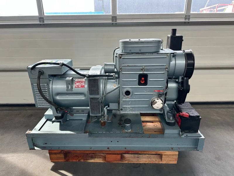 Hatz 3M40L Mecc Alte Spa 40 kVA generatorset ex Emergency ! 22 hours ! - Generator set: picture 2 Hatz 3M40L Mecc Alte Spa 40 kVA generatorset ex Emergency ! 22 hours ! - Generator set: picture 2