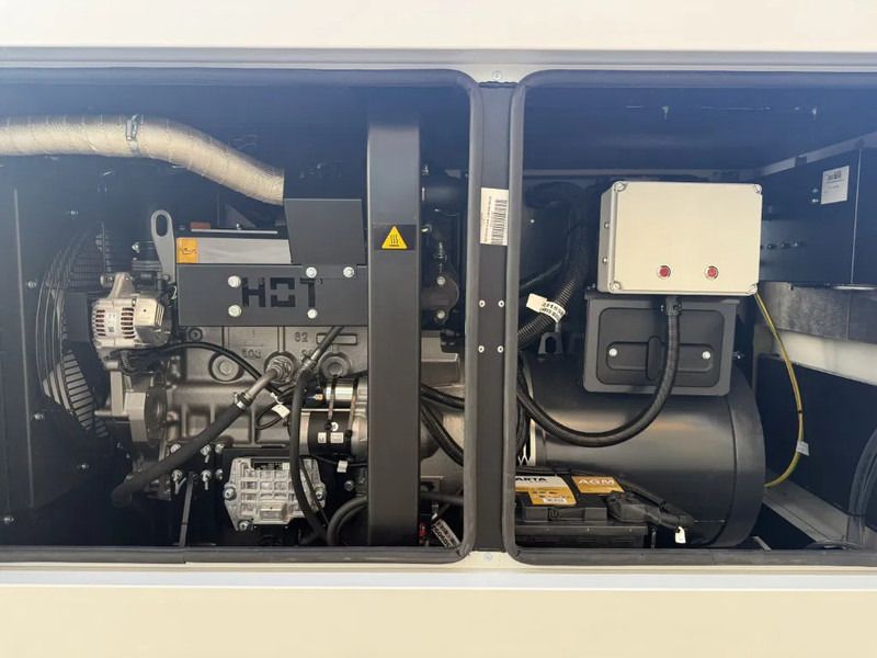 Himoinsa Yanmar 45 kVA Silent Rental Generatorset Aggregaat XXL tank - Generator set: picture 4 Himoinsa Yanmar 45 kVA Silent Rental Generatorset Aggregaat XXL tank - Generator set: picture 4