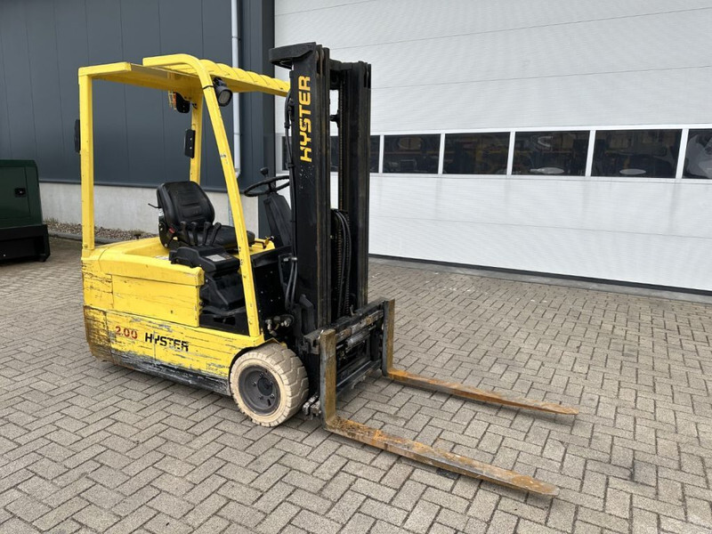 Hyster J2.00XMI 2 ton Triplex Freelift Sideshift Elektra Heftruck accu 2012 - Electric forklift: picture 1 Hyster J2.00XMI 2 ton Triplex Freelift Sideshift Elektra Heftruck accu 2012 - Electric forklift: picture 1