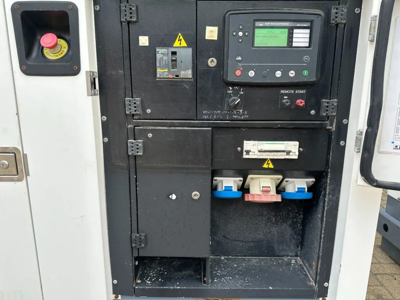 Iveco FPT F32 AM1A Leroy Somer 32 kVA Silent generatorset 28 hours ! - Generator set: picture 2 Iveco FPT F32 AM1A Leroy Somer 32 kVA Silent generatorset 28 hours ! - Generator set: picture 2