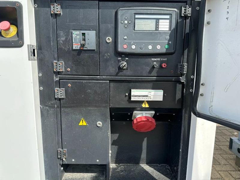 Iveco FPT F32 AM1A Leroy Somer 32 kVA Silent generatorset 408 hours ! - Generator set: picture 2 Iveco FPT F32 AM1A Leroy Somer 32 kVA Silent generatorset 408 hours ! - Generator set: picture 2