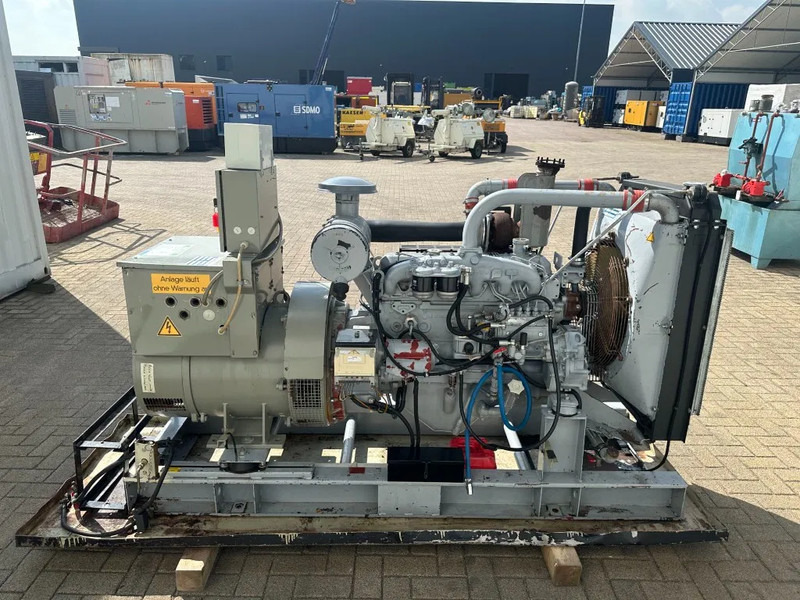 Iveco GE 8061 SRI 25.05 Leroy Somer 125 kVA generatorset - Generator set: picture 3 Iveco GE 8061 SRI 25.05 Leroy Somer 125 kVA generatorset - Generator set: picture 3