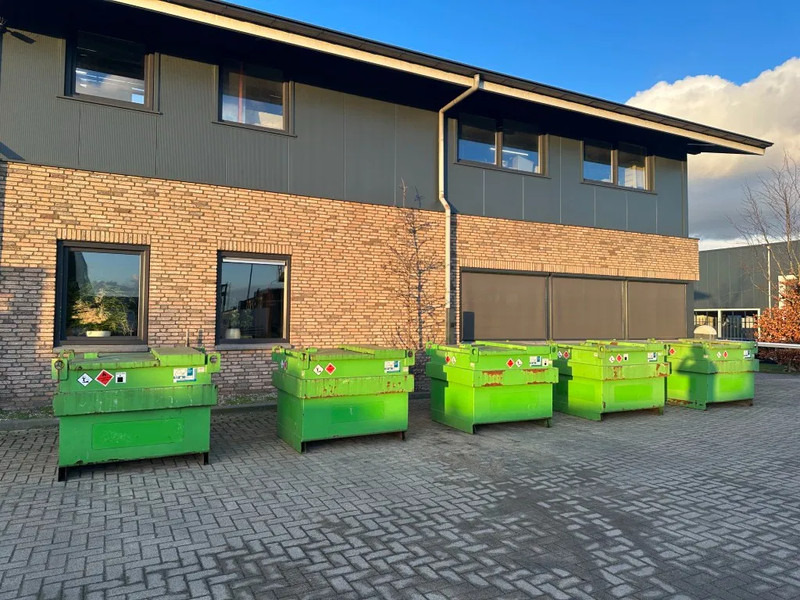 Kiwa IBC Steenbergen 750 liter Dieseltank met Handpomp Milieutank - Storage tank: picture 2 Kiwa IBC Steenbergen 750 liter Dieseltank met Handpomp Milieutank - Storage tank: picture 2