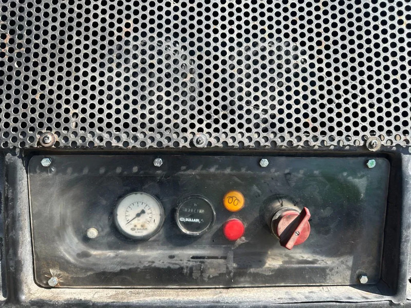 Air compressor Kubota V2203 Sullair K65 Mobiele Diesel Compressor 3.7 m3 / min 30 kW 7 Bar: picture 12