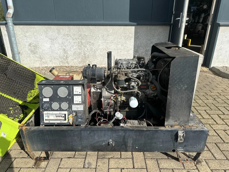 Pramac Yanmar 3TNE88-PG Mecc Alte Spa 15 kVA Silent generatorset - Generator set: picture 2 Pramac Yanmar 3TNE88-PG Mecc Alte Spa 15 kVA Silent generatorset - Generator set: picture 2
