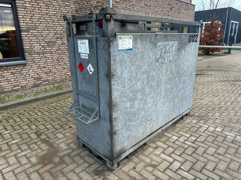 Rietbergwerke 2400 liter gegalvaniseerde dubbelwandige IBC Dieseltank - Shipping container: picture 2 Rietbergwerke 2400 liter gegalvaniseerde dubbelwandige IBC Dieseltank - Shipping container: picture 2