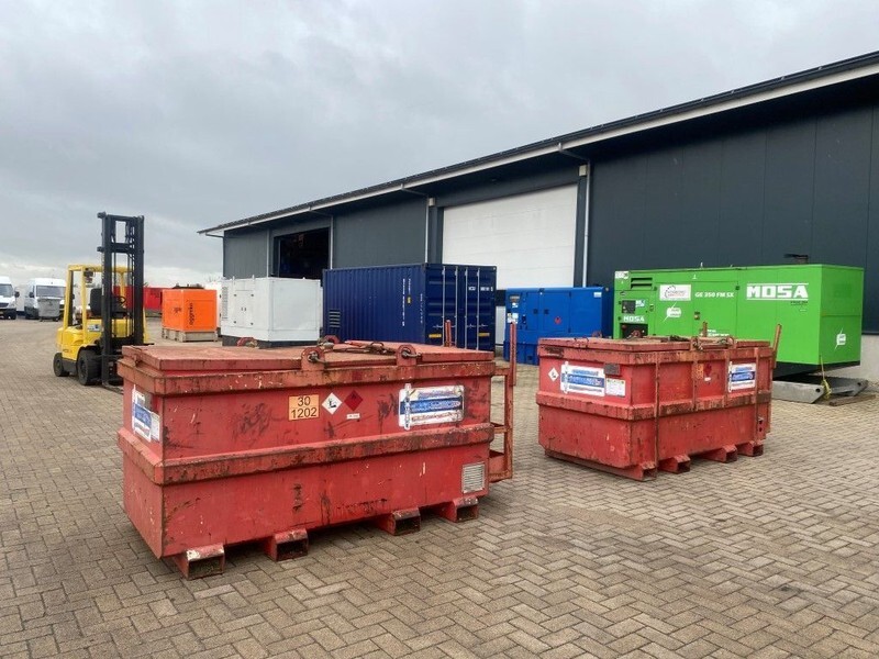 Tolsma Kiwa IBC 1000 liter dieseltank met handpomp - Storage tank: picture 1 Tolsma Kiwa IBC 1000 liter dieseltank met handpomp - Storage tank: picture 1