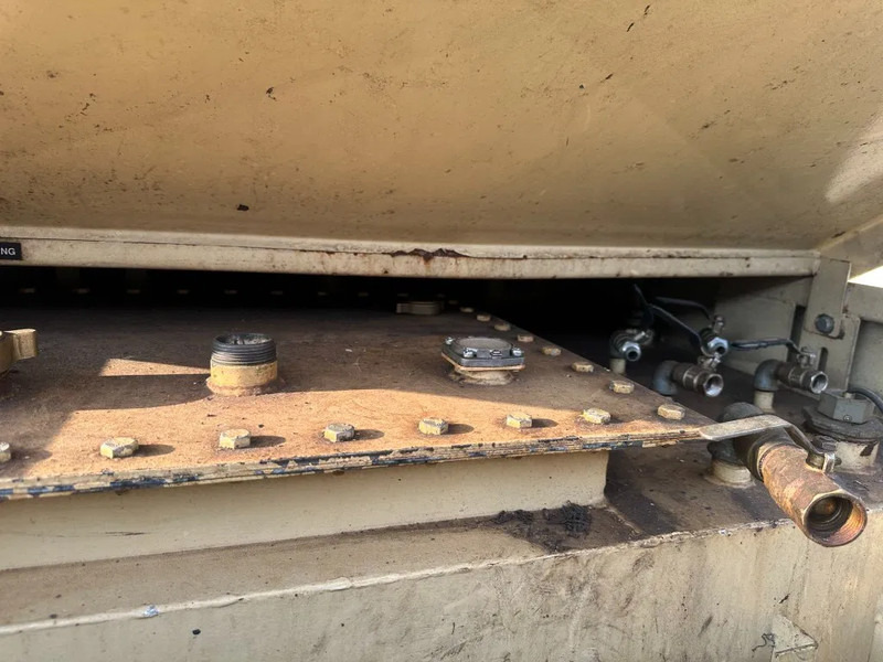 Tolsma Kiwa IBC 3000 liter Dieseltank Milieutank - Storage tank: picture 5 Tolsma Kiwa IBC 3000 liter Dieseltank Milieutank - Storage tank: picture 5