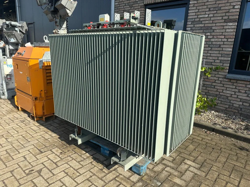 Generator set Trafo France Transfo 1250 kVA 21000 Volt 400 Volt Trafo Transformator: picture 9
