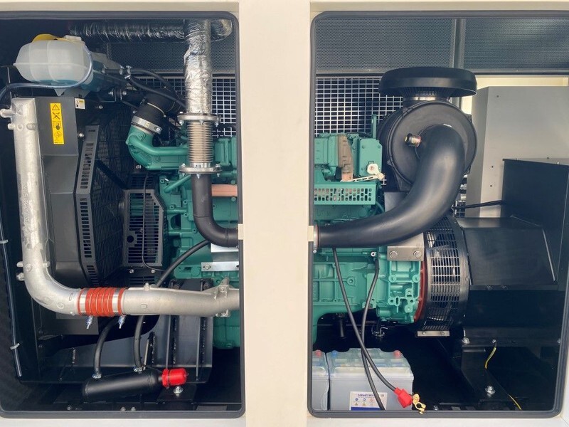Volvo 225 kVA Stage 3A TAD 753 GE Silent generatorset - Generator set: picture 2 Volvo 225 kVA Stage 3A TAD 753 GE Silent generatorset - Generator set: picture 2