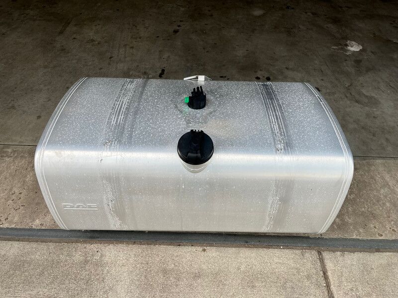 DAF Brandstoftank Diesel 340L 1681816 - Fuel tank for Truck: picture 1 DAF Brandstoftank Diesel 340L 1681816 - Fuel tank for Truck: picture 1