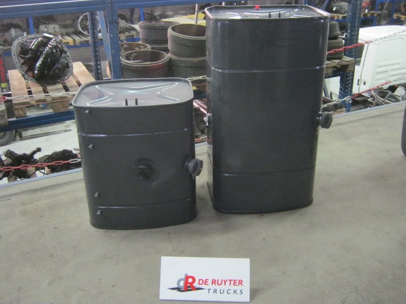 DAF Brandstoftanks voor LF - Fuel tank for Truck: picture 3 DAF Brandstoftanks voor LF - Fuel tank for Truck: picture 3