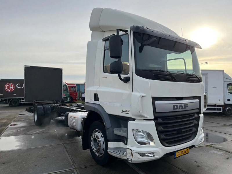 DAF CF 260 CF 260 FA CHASSIS CABINE EURO 6 - Cab chassis truck: picture 3 DAF CF 260 CF 260 FA CHASSIS CABINE EURO 6 - Cab chassis truck: picture 3