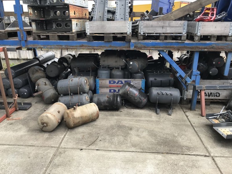 DAF STALEN LUCHTKETELS DIV AFMETINGEN - Brake parts for Truck: picture 1 DAF STALEN LUCHTKETELS DIV AFMETINGEN - Brake parts for Truck: picture 1