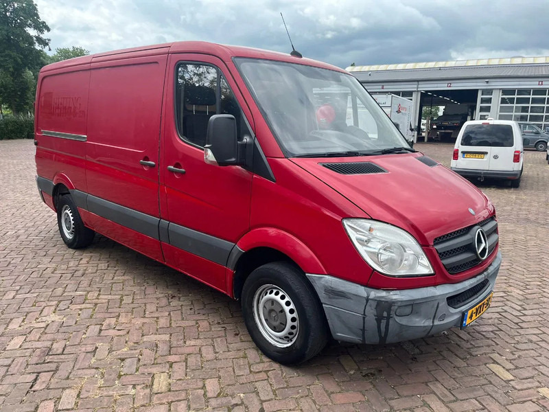 Mercedes-Benz Sprinter 313 L2H1 - Panel van: picture 1 Mercedes-Benz Sprinter 313 L2H1 - Panel van: picture 1