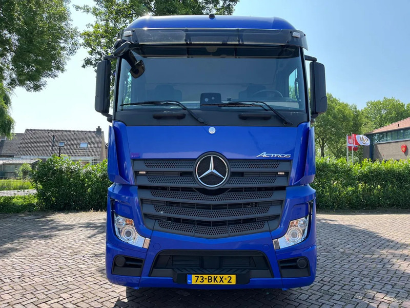 Mercedes-Benz Actros 1940 - Tractor unit: picture 3 Mercedes-Benz Actros 1940 - Tractor unit: picture 3
