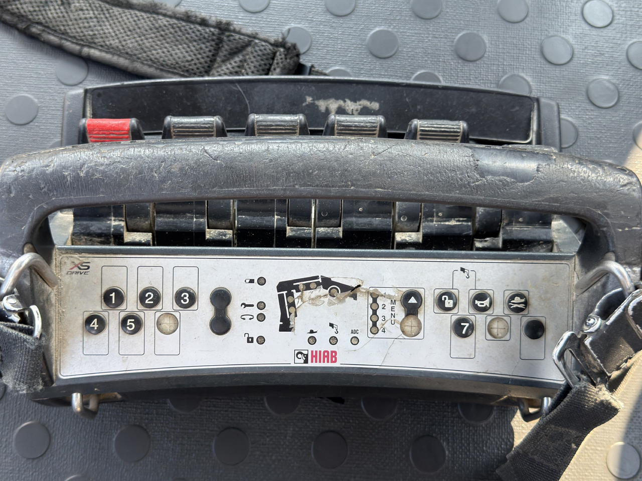 Crane truck Iveco STRALIS 330 *HIAB 144 BS-3 HIDUO* TOPZUSTAND: picture 13 Crane truck Iveco STRALIS 330 *HIAB 144 BS-3 HIDUO* TOPZUSTAND: picture 13