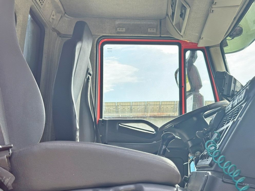 Crane truck Iveco TRAKKER 190T36 * HIAB 111 ES-2 HIDUO * 4x4 * TOP: picture 10