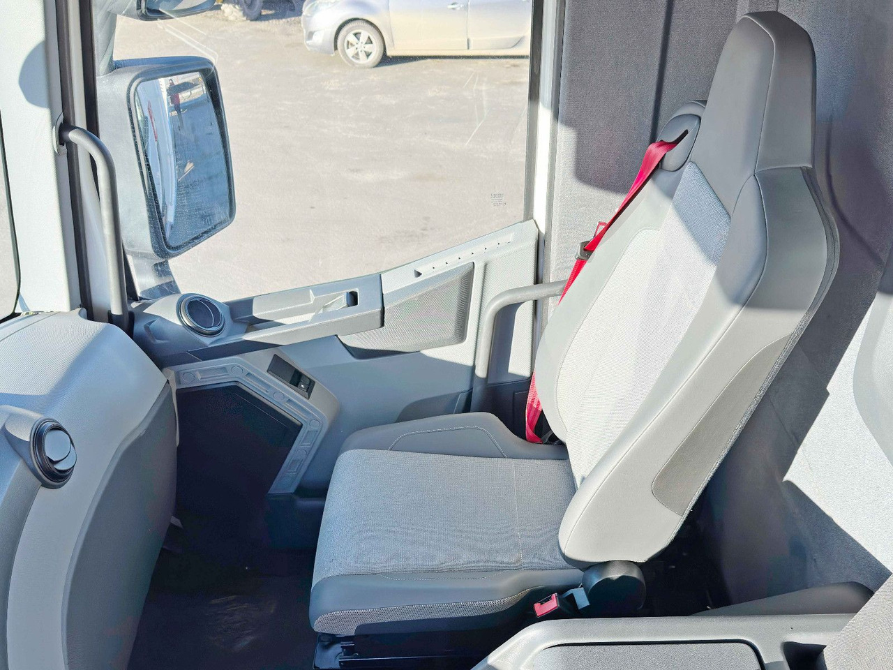 Crane truck Renault C 380 *PRITSCHE 6,80m * PK 18002-EH C + FUNK*6x4: picture 10 Crane truck Renault C 380 *PRITSCHE 6,80m * PK 18002-EH C + FUNK*6x4: picture 10