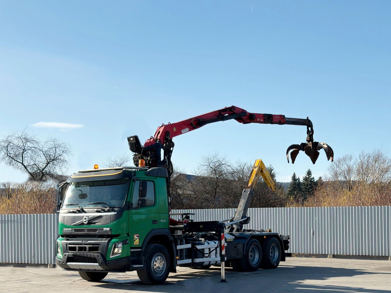 Volvo FMX 460 * Abrollkipper + EPSILON 150Z79 * 6x4 - Hook lift truck: picture 2 Volvo FMX 460 * Abrollkipper + EPSILON 150Z79 * 6x4 - Hook lift truck: picture 2