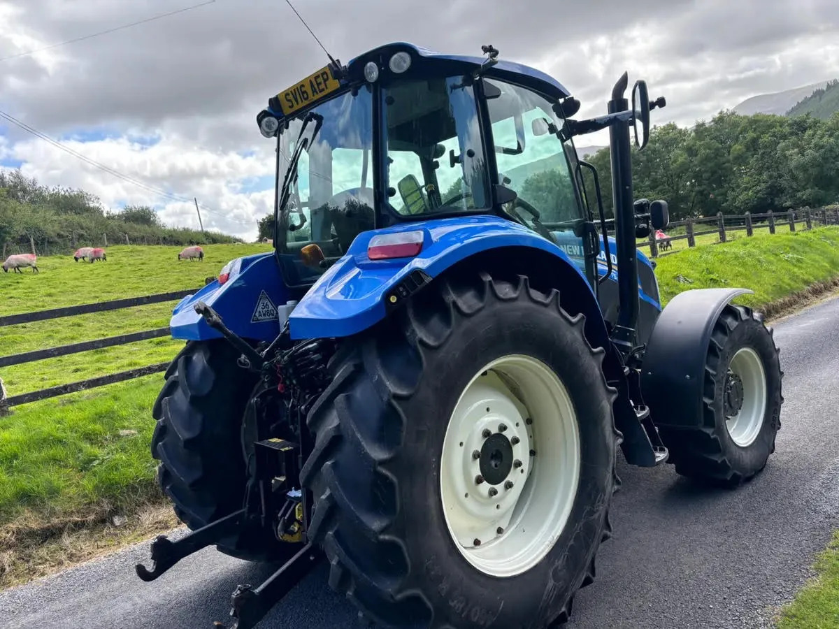 2016 Newholland T5 105 - Farm tractor: picture 4 2016 Newholland T5 105 - Farm tractor: picture 4
