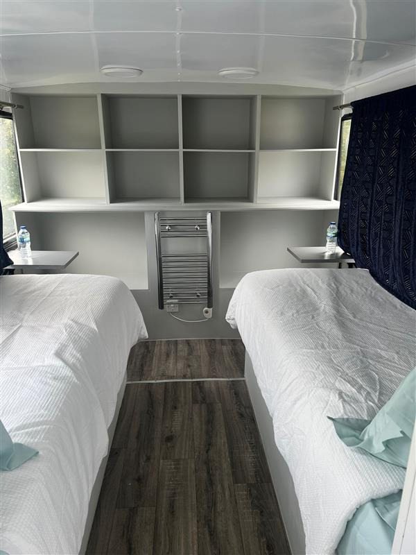 Reduced to £30,000, 2001 Double decker accommodation bus, fully equipped, MOT tested, currently in Hayes, Middlesex. - Double-decker bus: picture 3 Reduced to £30,000, 2001 Double decker accommodation bus, fully equipped, MOT tested, currently in Hayes, Middlesex. - Double-decker bus: picture 3