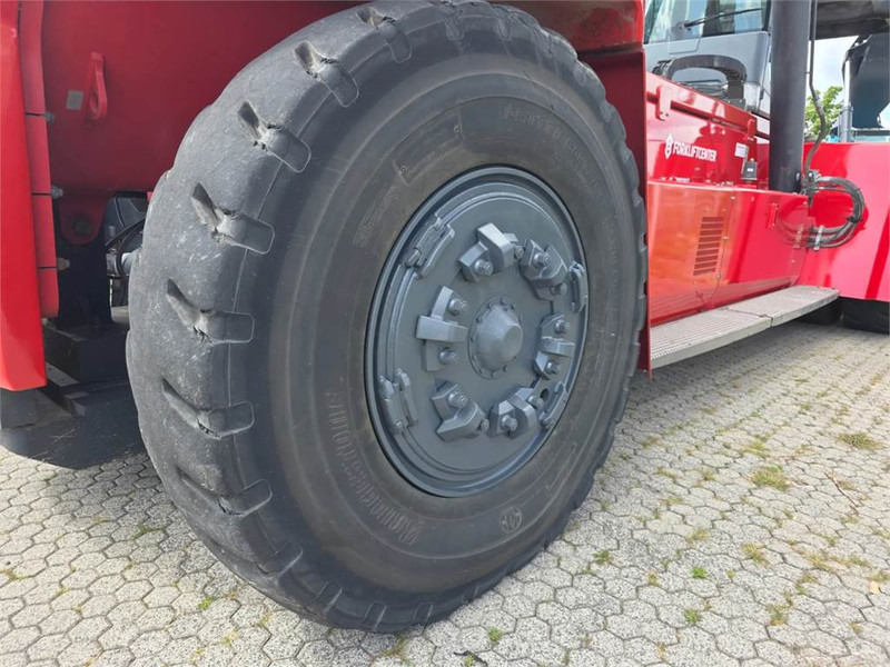 Reach stacker Kalmar DRG450-65C5XS: picture 17