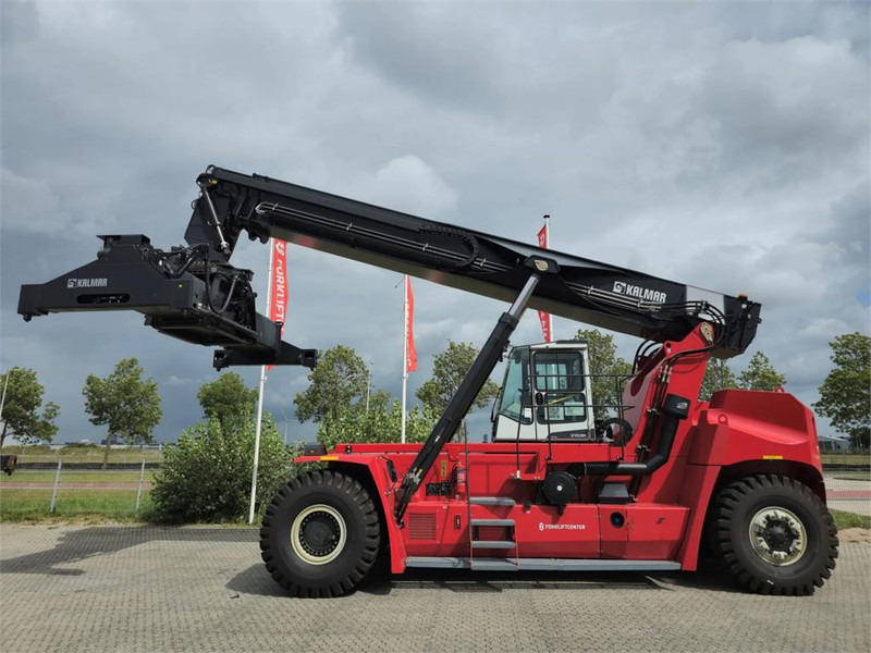 Kalmar DRU450-62S5 - Reach stacker: picture 2 Kalmar DRU450-62S5 - Reach stacker: picture 2