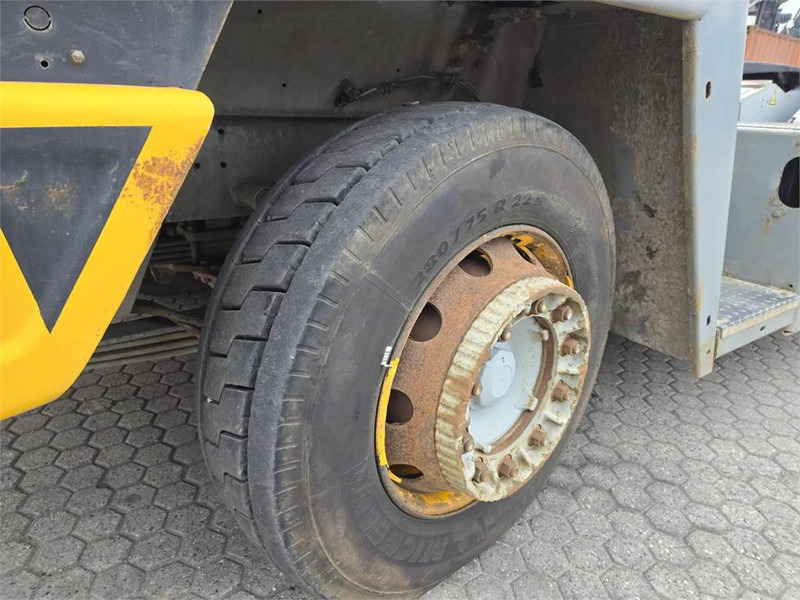 Terminal tractor Terberg TT223: picture 11