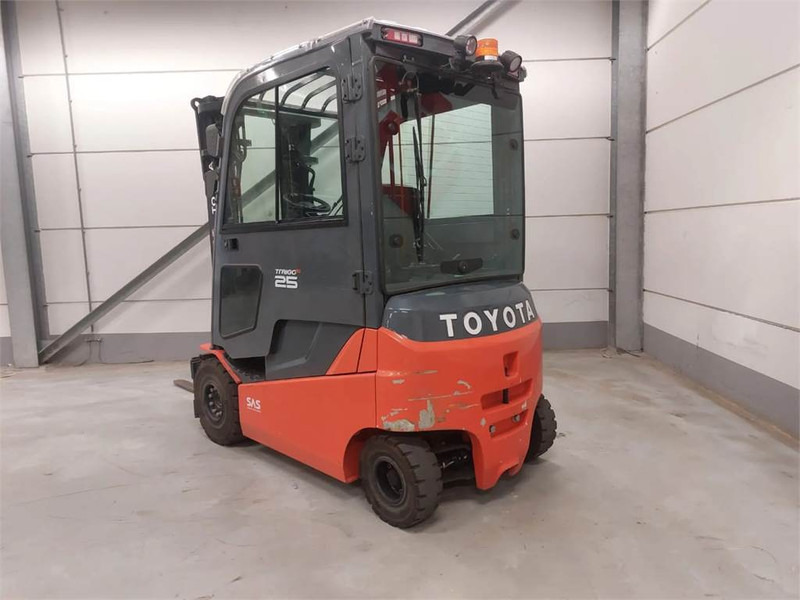 Electric forklift Toyota 8FBMKT25: picture 6