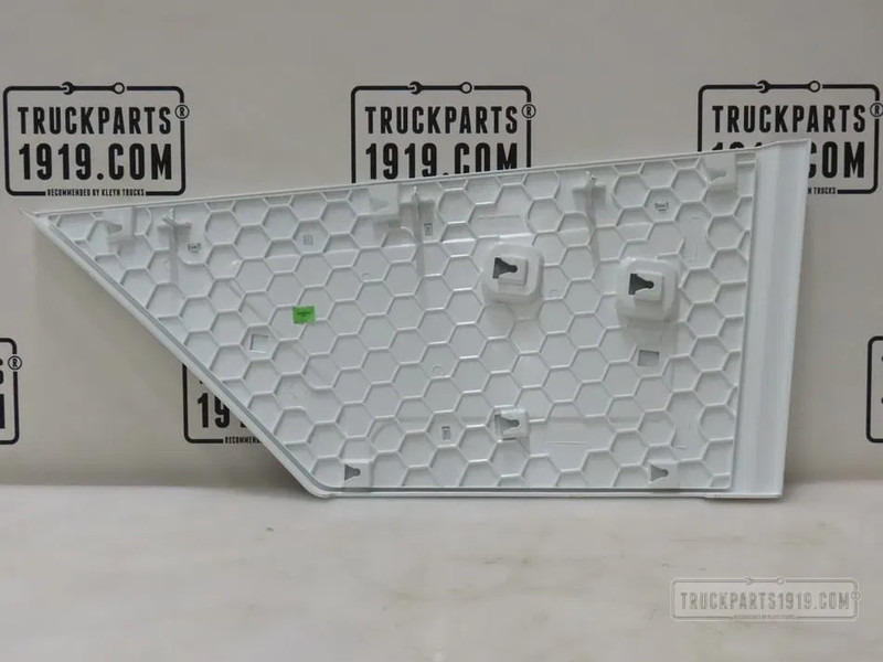 DAF 2249109 Cabineverlenger Links - Body and exterior for Truck: picture 2 DAF 2249109 Cabineverlenger Links - Body and exterior for Truck: picture 2