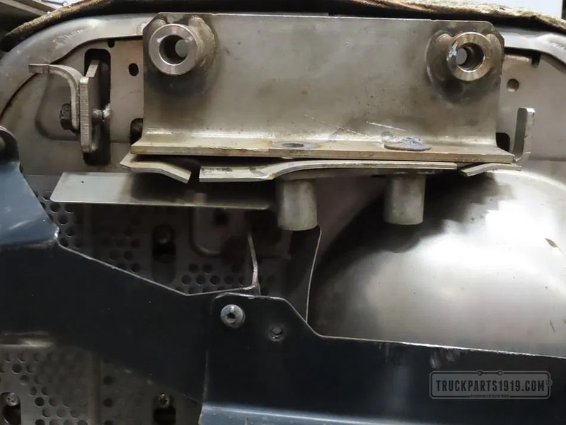 DAF 2300749 Katalysator E6 DAF - Catalytic converter for Truck: picture 4 DAF 2300749 Katalysator E6 DAF - Catalytic converter for Truck: picture 4