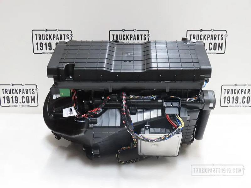 DAF 2302626 Kachelhuis CF - Heating/ Ventilation for Truck: picture 2 DAF 2302626 Kachelhuis CF - Heating/ Ventilation for Truck: picture 2